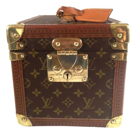 louis vuitton case bag|Louis Vuitton vanity bag.